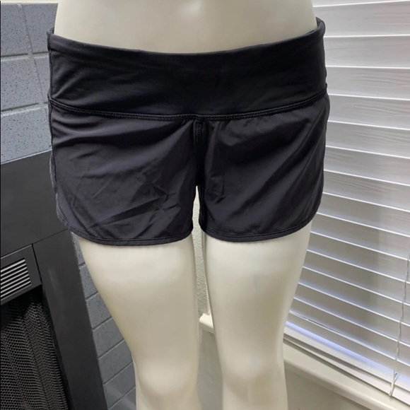 Lululemon speed up shorts - Picture 2 of 8